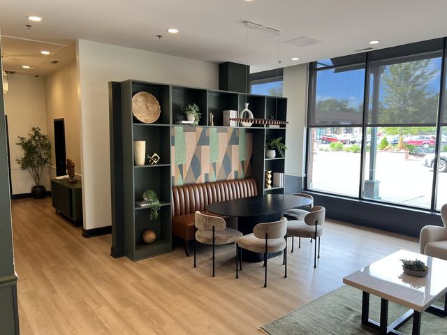 625 Deerfield Road 302, Deerfield, IL 60015