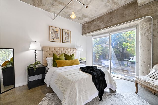 1001 Belleview Street 104, Dallas, TX 75215