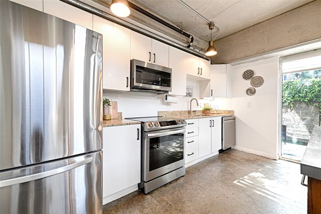 1001 Belleview Street 104, Dallas, TX 75215