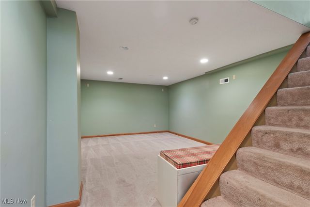 490 Vandalia Drive, Tallmadge, OH 44278