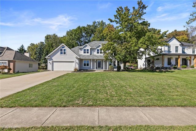 490 Vandalia Drive, Tallmadge, OH 44278