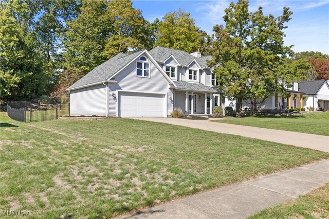 490 Vandalia Drive, Tallmadge, OH 44278