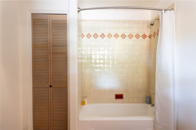39 Yana Drive, Santa Fe, NM 87506