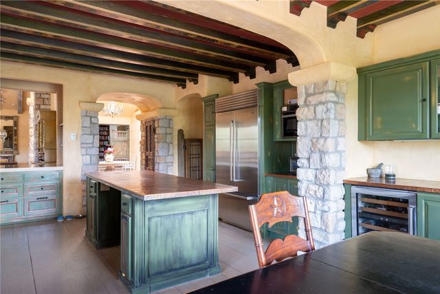 39 Yana Drive, Santa Fe, NM 87506