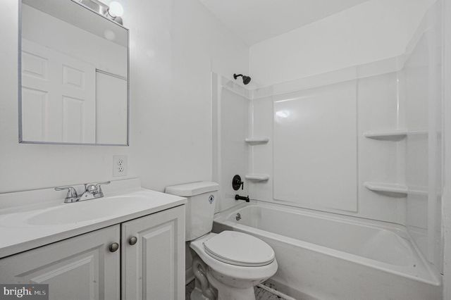 206 WHITHERSPOON LN, Newark, DE 19713