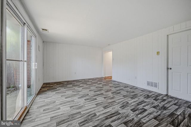 206 WHITHERSPOON LN, Newark, DE 19713