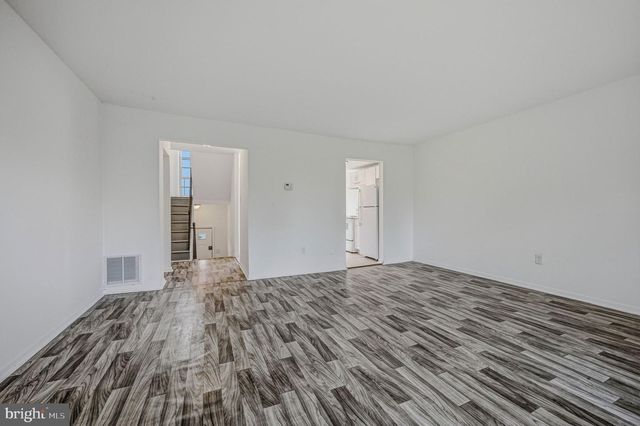 206 WHITHERSPOON LN, Newark, DE 19713