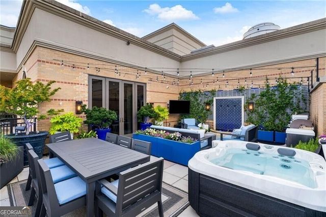 3286 Northside Parkway NW PH2, Atlanta, GA 30327