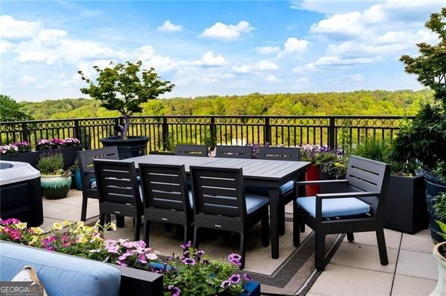 3286 Northside Parkway NW PH2, Atlanta, GA 30327