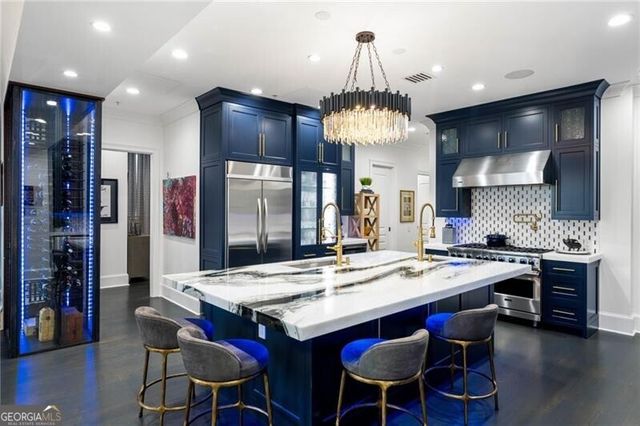 3286 Northside Parkway NW PH2, Atlanta, GA 30327