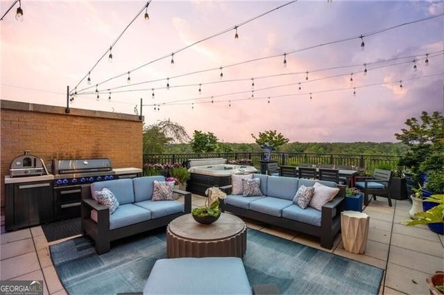 3286 Northside Parkway NW PH2, Atlanta, GA 30327