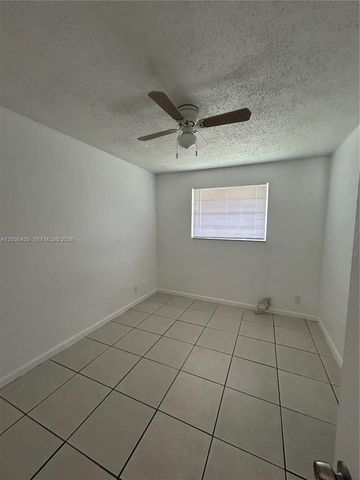 1045 N Andrews Avenue 3, Fort Lauderdale, FL 33311