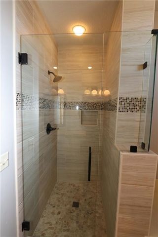 1611 N Marzelle Drive, Joplin, MO 64801