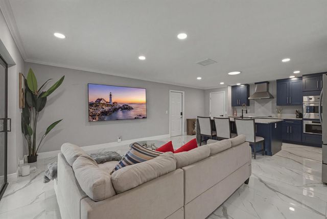 2587 SW 30TH Avenue, Fort Lauderdale, FL 33312