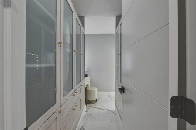 2587 SW 30TH Avenue, Fort Lauderdale, FL 33312