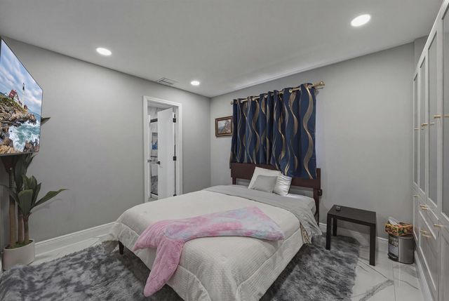 2587 SW 30TH Avenue, Fort Lauderdale, FL 33312
