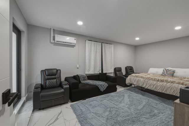 2587 SW 30TH Avenue, Fort Lauderdale, FL 33312
