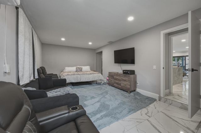 2587 SW 30TH Avenue, Fort Lauderdale, FL 33312