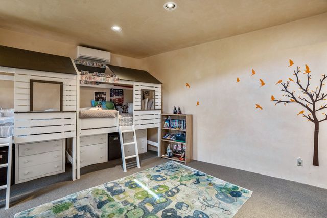 1564 Cerro Gordo Road, Santa Fe, NM 87501