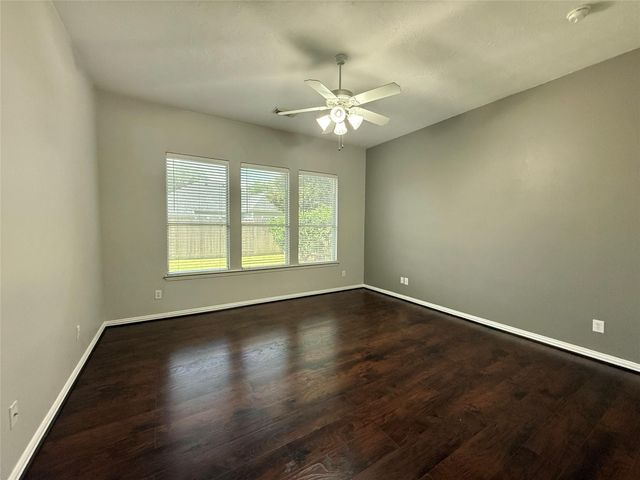 26823 Lakeridge Park Lane, Cypress, TX 77433