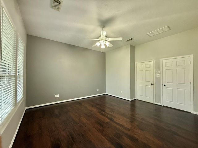 26823 Lakeridge Park Lane, Cypress, TX 77433