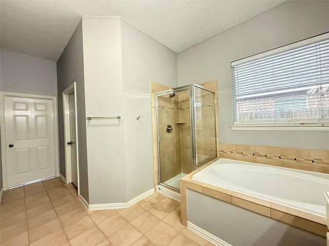 26823 Lakeridge Park Lane, Cypress, TX 77433