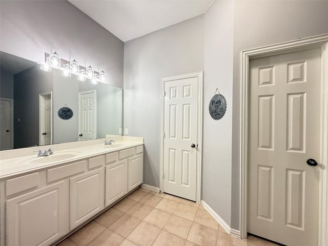 26823 Lakeridge Park Lane, Cypress, TX 77433