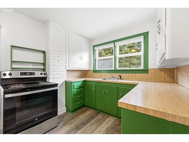 51 WILKINSON St, Carson, WA 98610