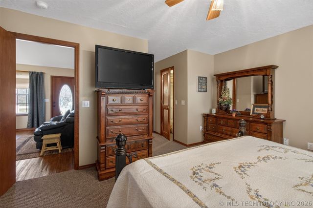 6562 E 570 Road, Locust Grove, OK 74352