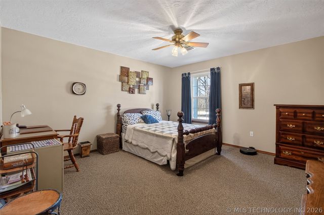 6562 E 570 Road, Locust Grove, OK 74352