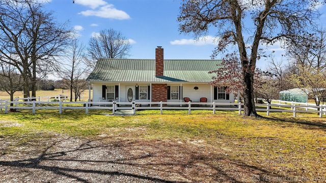 6562 E 570 Road, Locust Grove, OK 74352