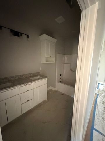 6805 SW High Meadow Boulevard, Bentonville, AR 72713