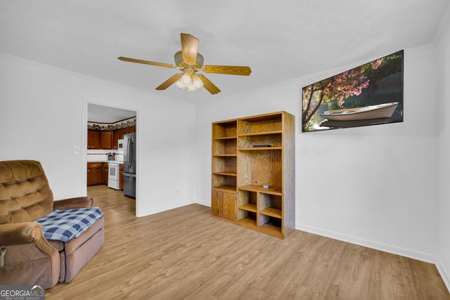 194 Woodland Creek Place, Hull, GA 30646