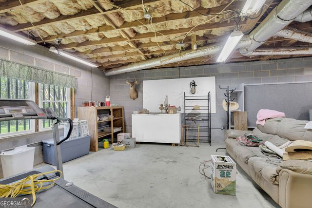 194 Woodland Creek Place, Hull, GA 30646