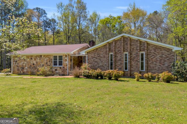 194 Woodland Creek Place, Hull, GA 30646