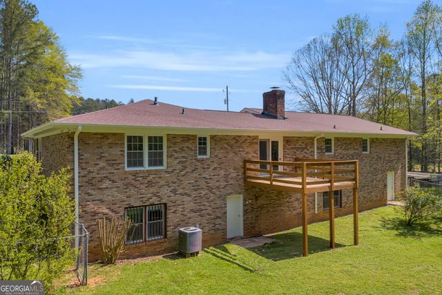 194 Woodland Creek Place, Hull, GA 30646