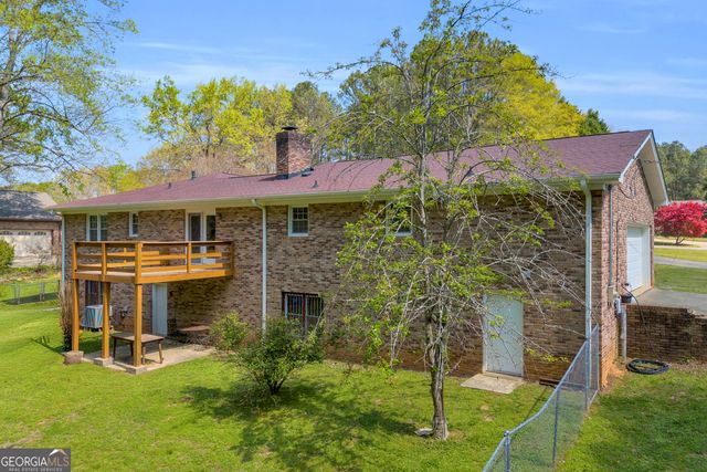 194 Woodland Creek Place, Hull, GA 30646