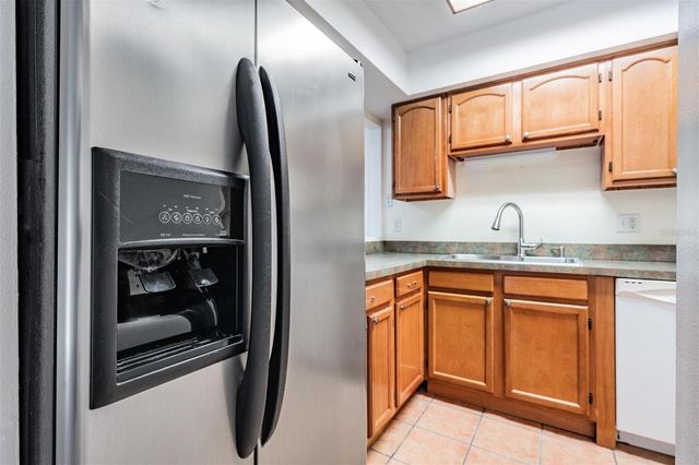 2936 LICHEN LANE B, Clearwater, FL 33760