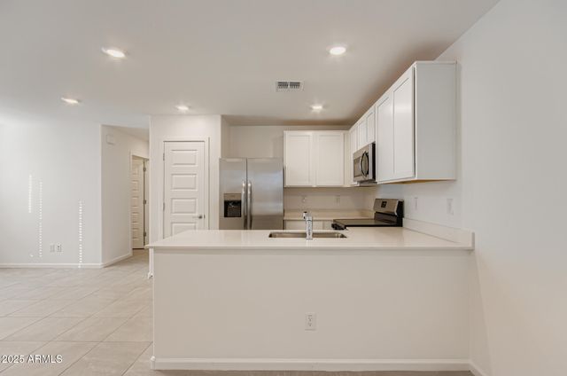 36086 W MADDALONI Avenue, Maricopa, AZ 85138