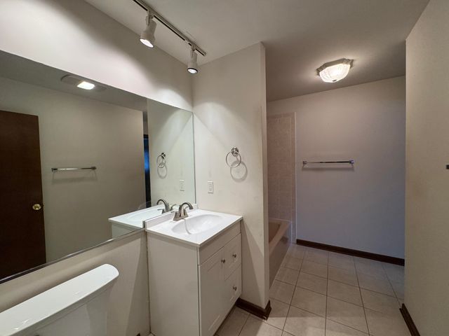 1118 Fran-lin Pkwy, Munster, IN 46321