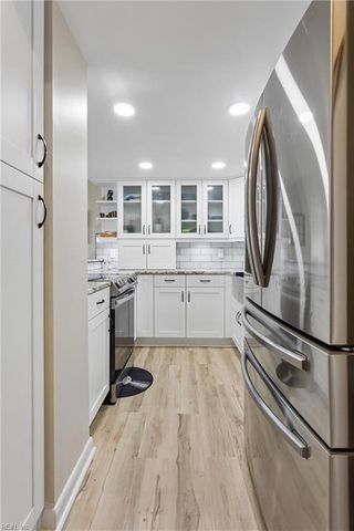 500 Pacific Ave Unit 401, Virginia Beach, VA 23451