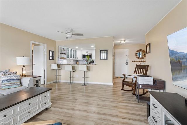 500 Pacific Ave Unit 401, Virginia Beach, VA 23451
