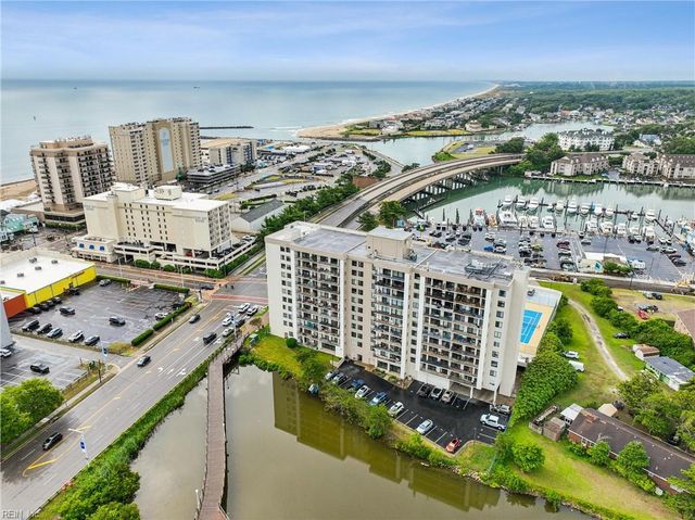 500 Pacific Ave Unit 401, Virginia Beach, VA 23451