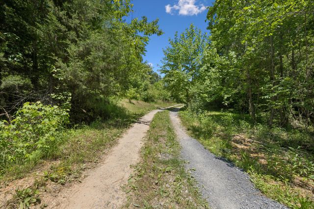 338 County Road 41, Calhoun, TN 37309