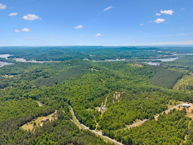 338 County Road 41, Calhoun, TN 37309