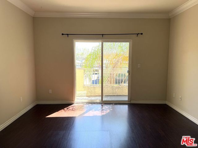 14315 Magnolia Boulevard 101, Los Angeles, CA 91423