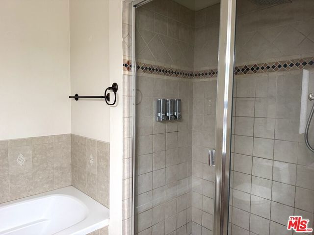 14315 Magnolia Boulevard 101, Los Angeles, CA 91423