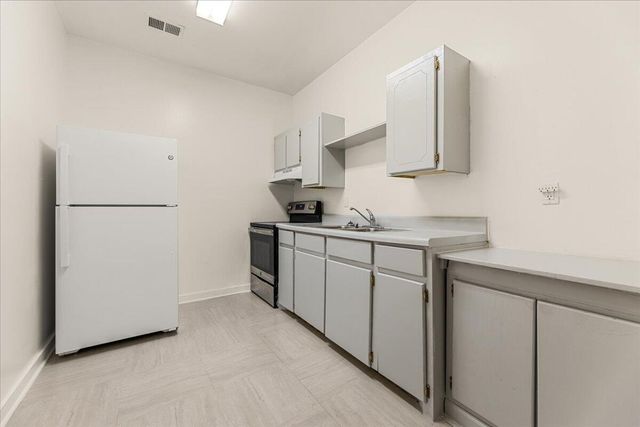 1093 King Street B, Charleston, SC 29403