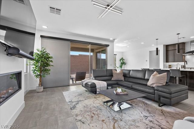 11955 Rockview Point Street, Las Vegas, NV 89138