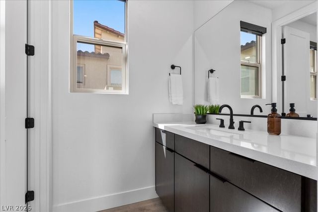 11955 Rockview Point Street, Las Vegas, NV 89138